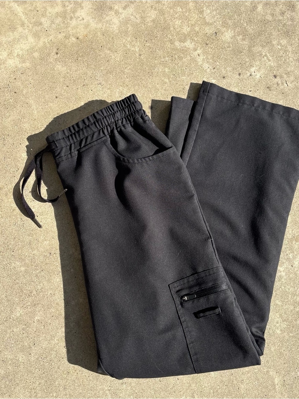Amazon XSP Women's Wide Leg Drawstring cargo scrub Pants in Black